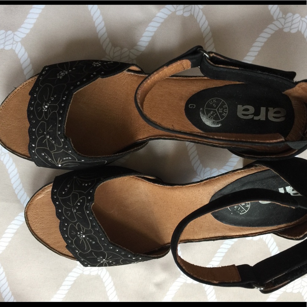 Ara Shoes Size 7.5
